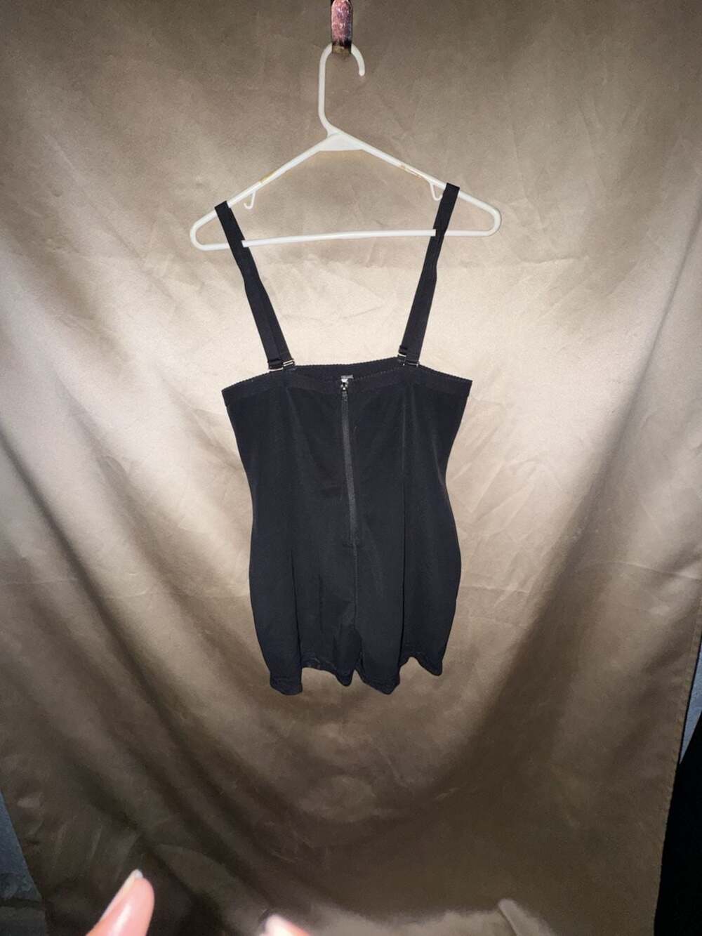 Women's Black Full Body Shaper with Zipper and Adjustable Straps, Size 3XL
